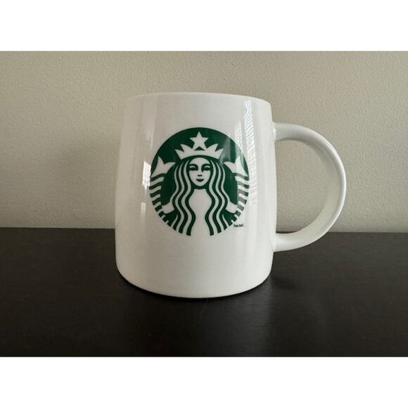 Starbucks 2011 Wide Bottom White Green Logo 16 oz Mug Cup - Picture 1 of 4